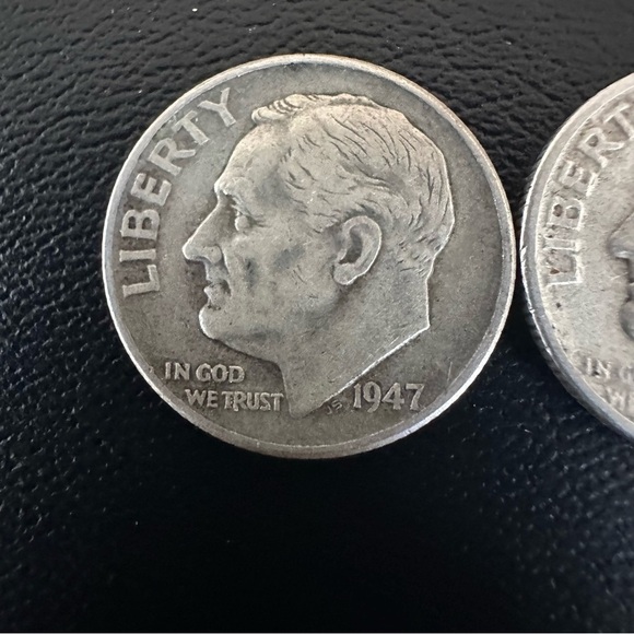 1946 & 1947 Roosevelt Dimes – Lot of 2 | 90% Silver U.S. Coins - Picture 3 of 8